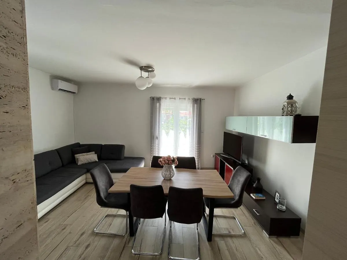 Apartment Leona & Doris Bibinje